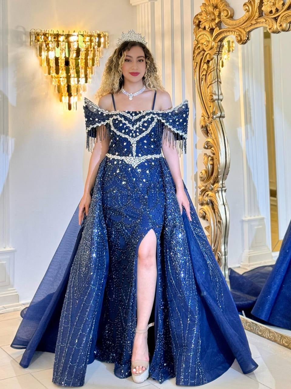 Celestial Midnight Gala Gown – Ein sternenbesetzter Traum in Dunkelblau