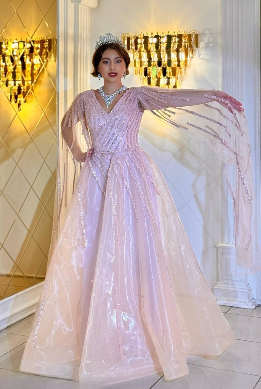 Majestic Cascade – Luxurious evening dresses with floating sleeves