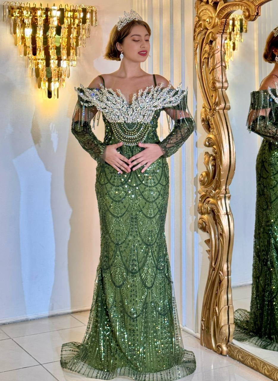 Glamorous evening dress "Diva Dream" – statement gown with elaborate shoulder appliqués and shimmering sequins